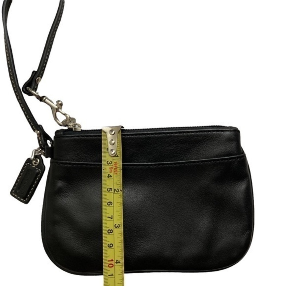 Coach black leather wristlet bag - Picture 2 of 5